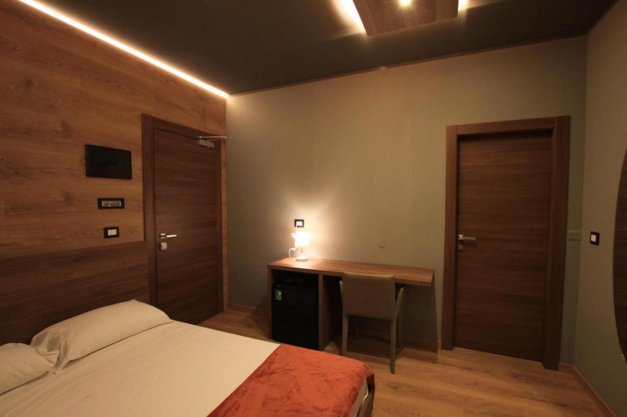 Albergo Ristorante Plaza Tornolo Zewnętrze zdjęcie