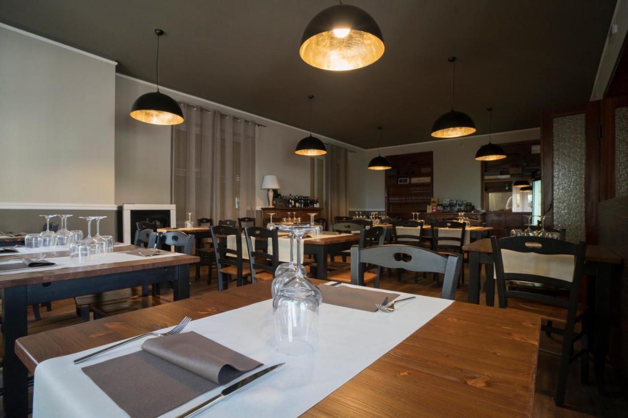 Albergo Ristorante Plaza Tornolo Zewnętrze zdjęcie